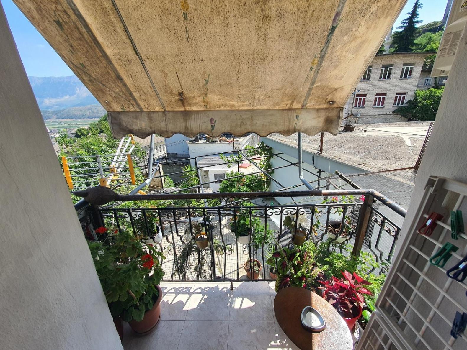 Hida Guest House Гірокастра Екстер'єр фото
