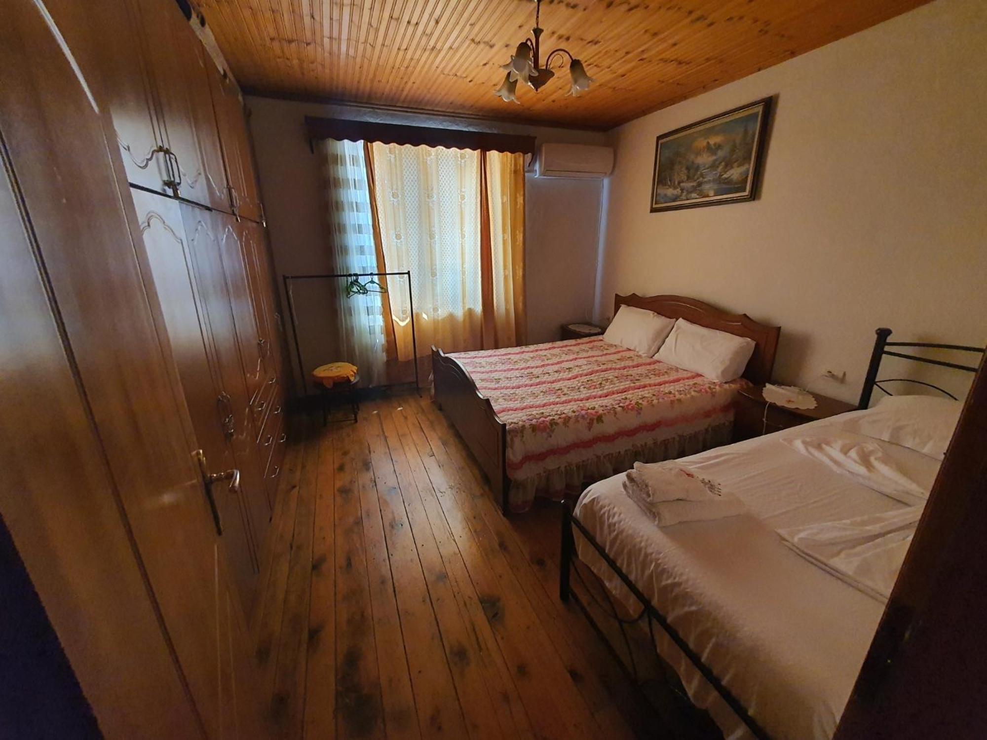 Hida Guest House Гірокастра Екстер'єр фото