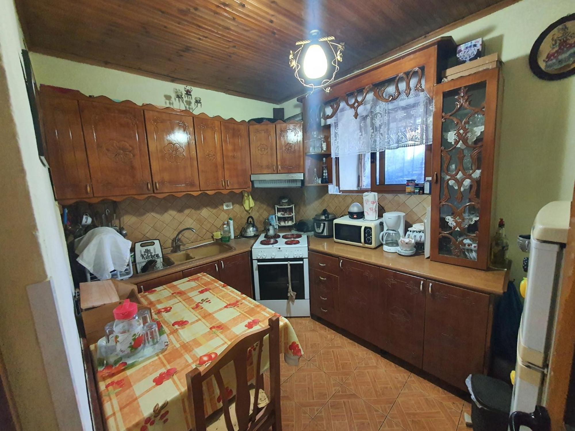 Hida Guest House Гірокастра Екстер'єр фото